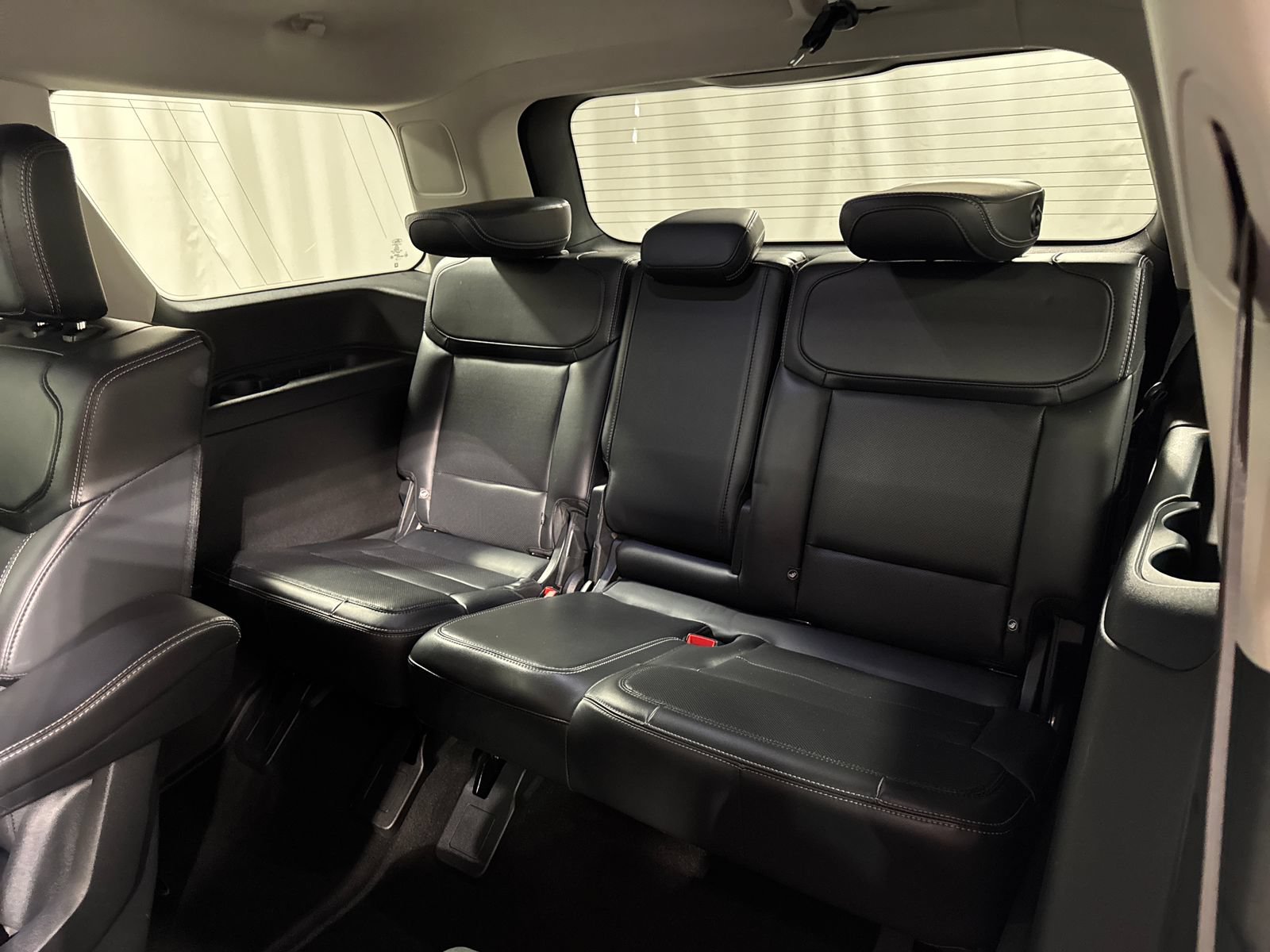 Used 2025 Ford Expedition Platinum AWD/4WD image 28