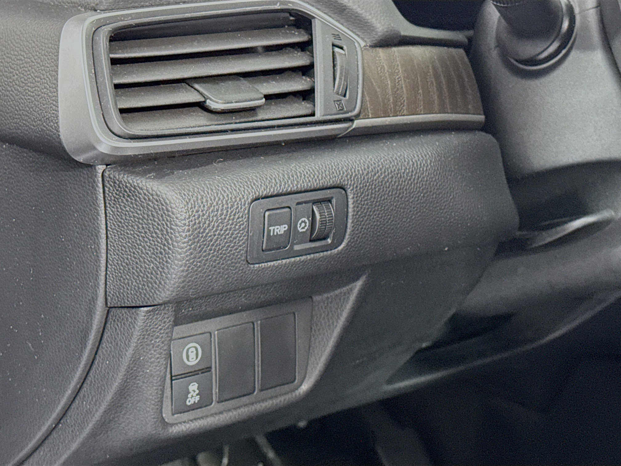 Certified 2018 Honda Accord EX-L image 10