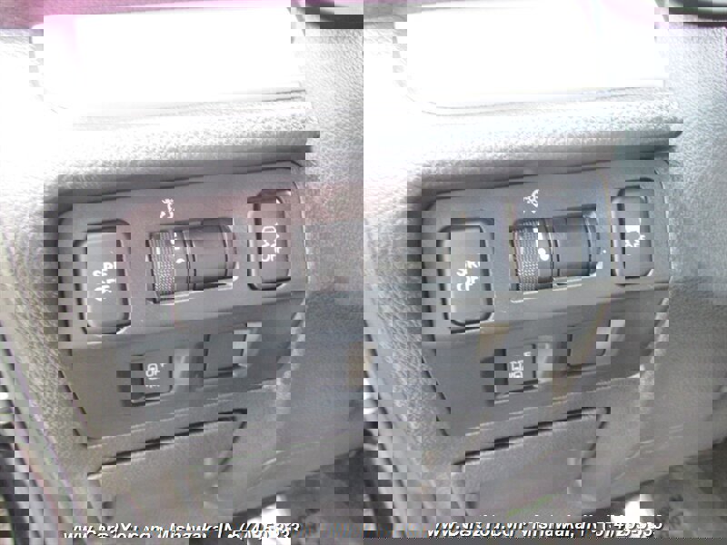 Used 2017 Subaru Crosstrek 2.0i Premium image 19