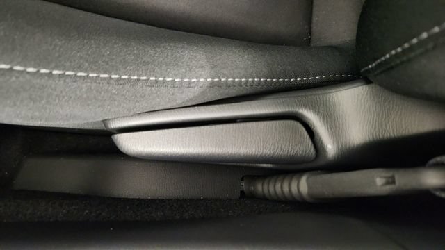 New 2026 MAZDA MX-5 Miata Club w/ Interior Package RWD image 13