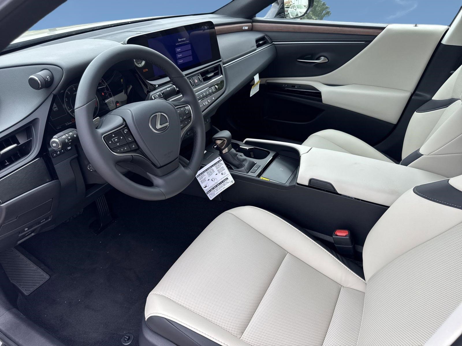 New 2025 Lexus ES 350 w/ Premium Package image 16