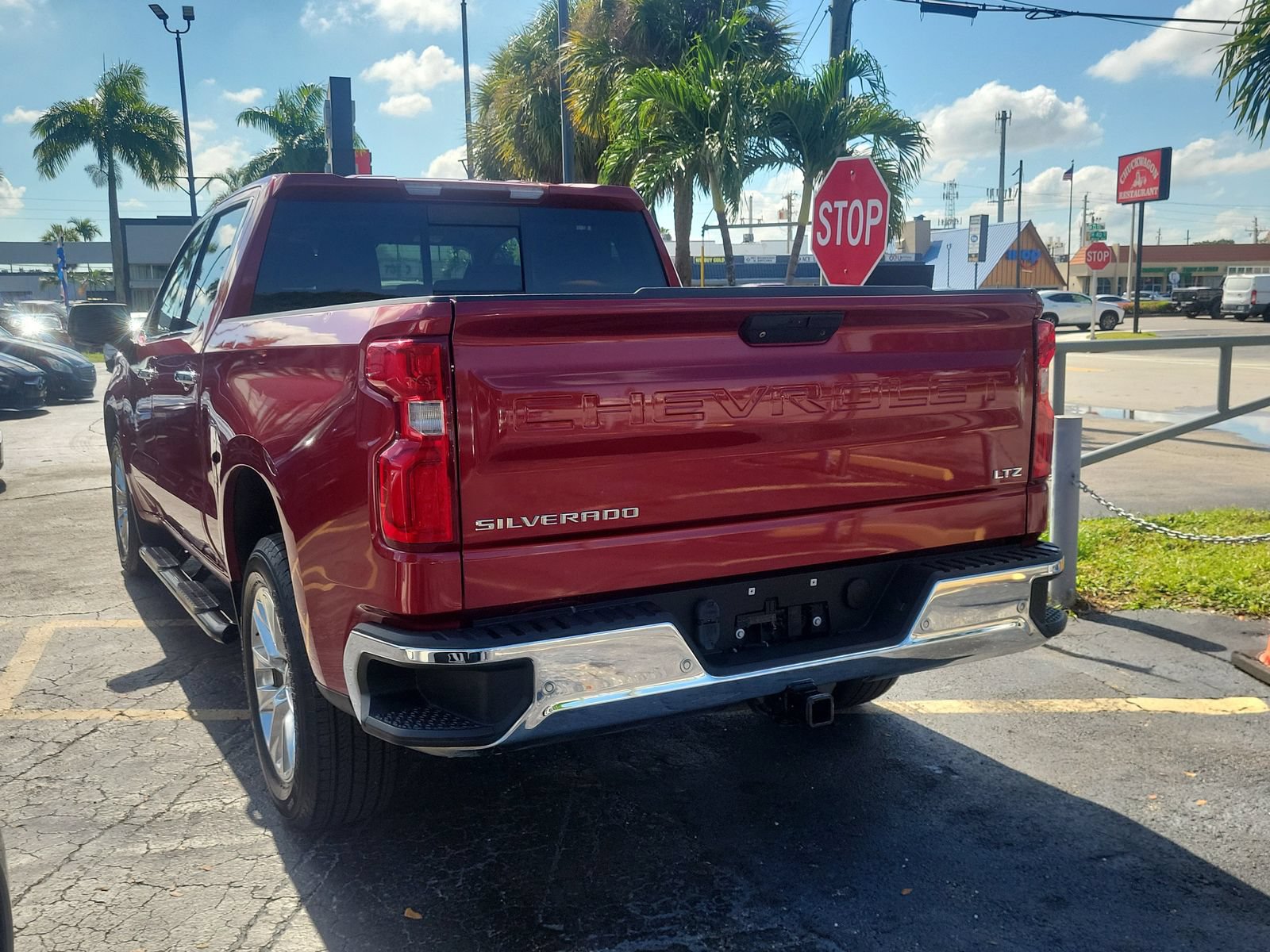 Used 2020 Chevrolet Silverado 1500 LTZ w/ LTZ Plus Package RWD image 6