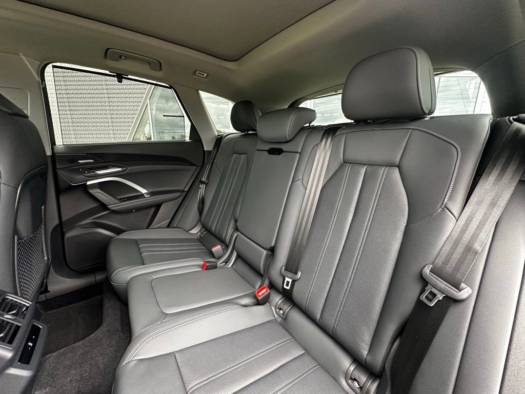New 2026 Audi Q5 Premium Plus AWD/4WD image 25