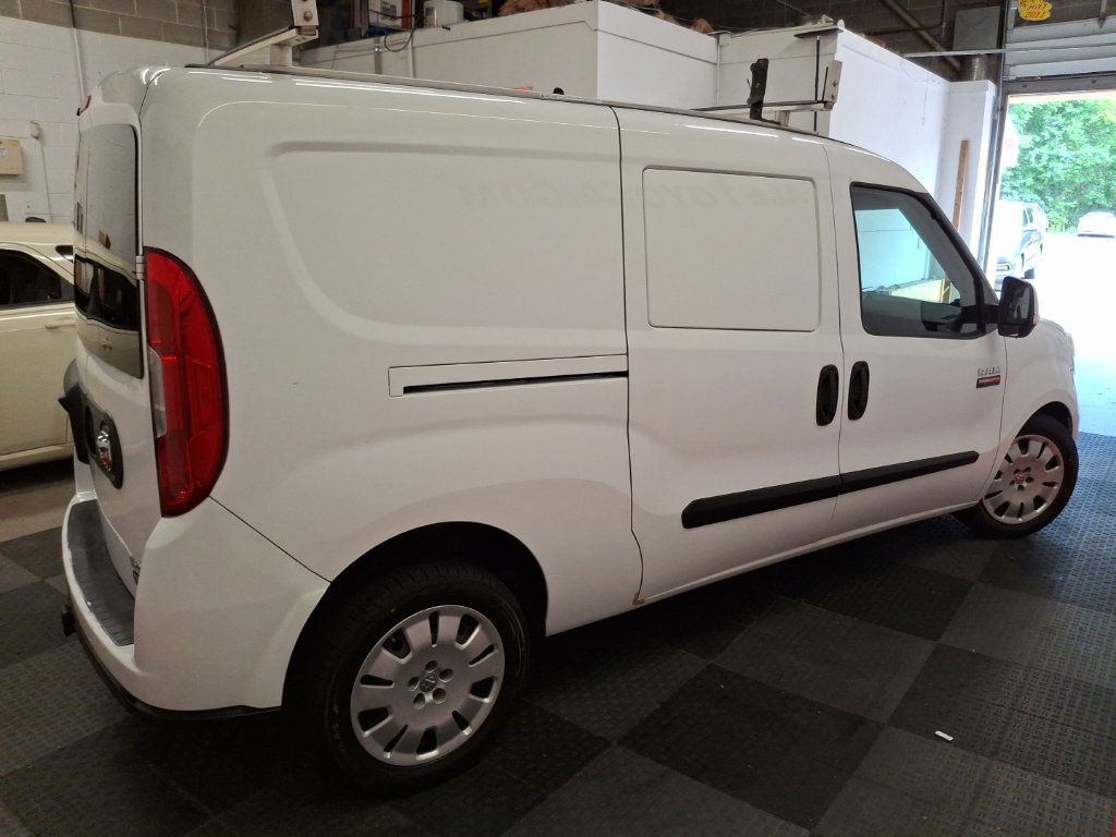 Used 2015 RAM ProMaster City Tradesman SLT FWD image 12