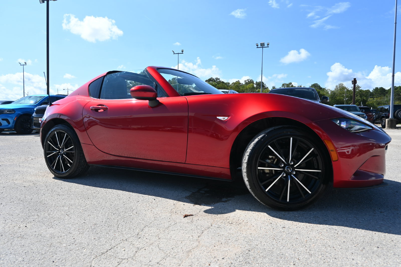 Used 2024 MAZDA MX-5 Miata RF Grand Touring RWD image 21