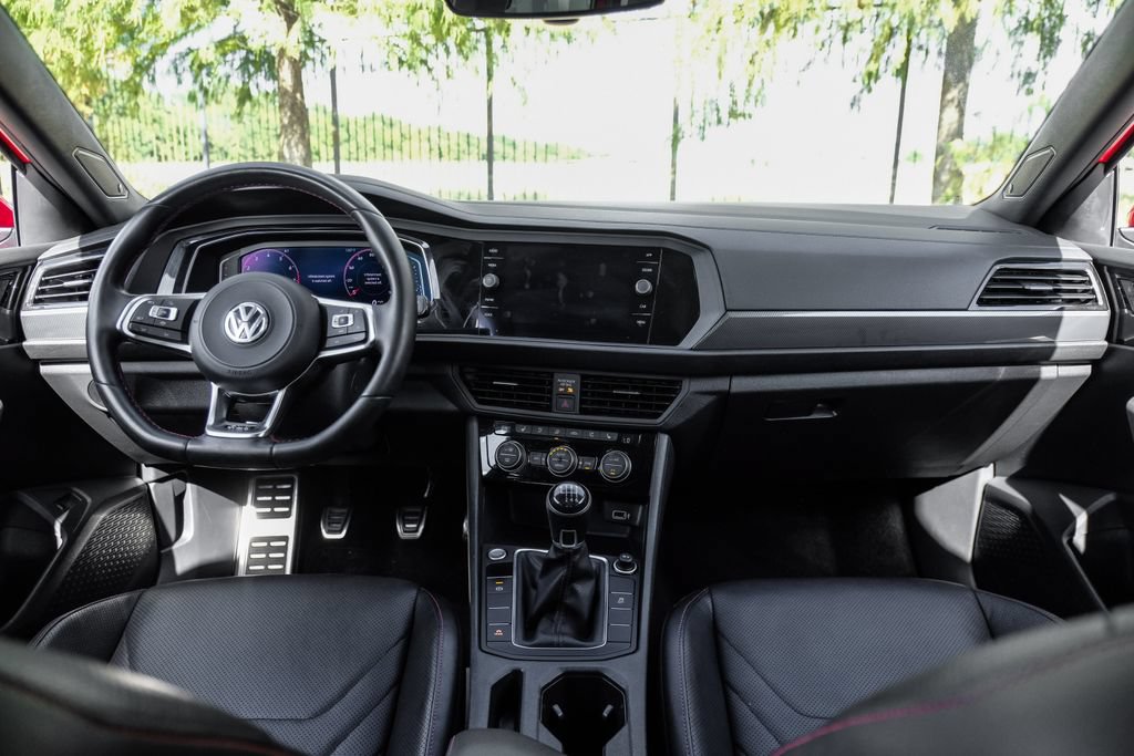 Used 2019 Volkswagen Jetta GLI Autobahn FWD image 18