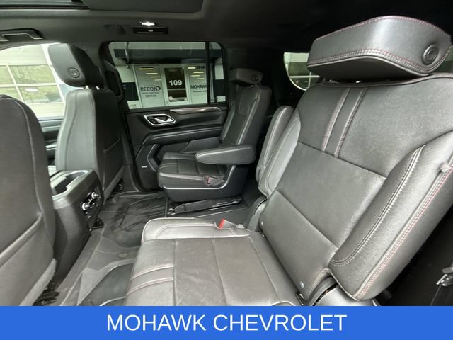 Used 2022 Chevrolet Suburban RST w/ Luxury Package AWD/4WD image 26