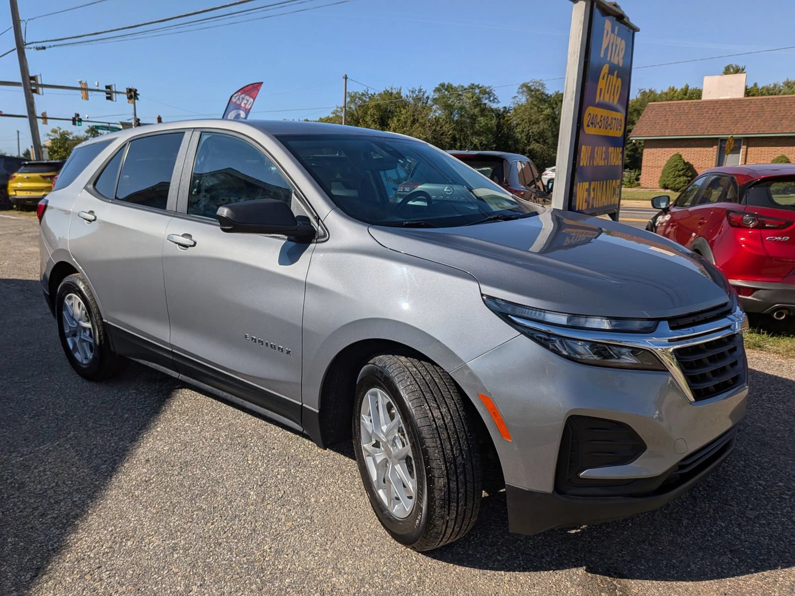 Used 2024 Chevrolet Equinox LS FWD image 8