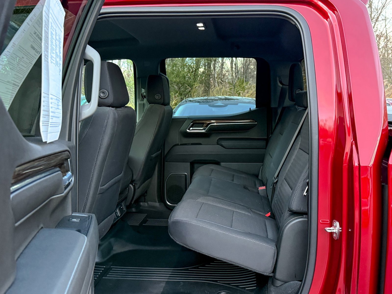 Used 2023 Chevrolet Silverado 1500 LT image 20