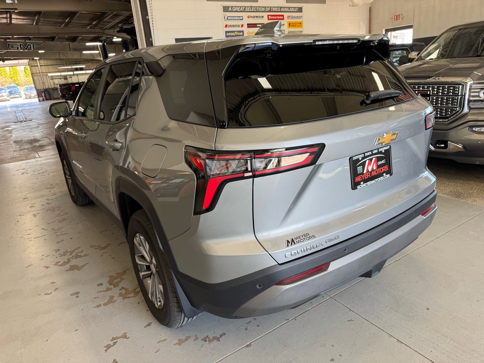 Used 2026 Chevrolet Equinox LT w/ Convenience Package II AWD/4WD image 7