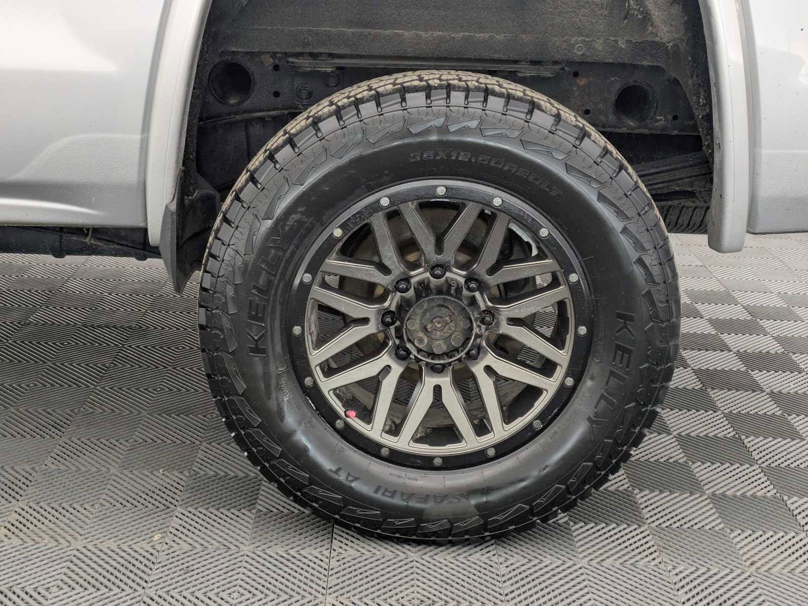 Used 2019 GMC Sierra 2500 Denali image 16