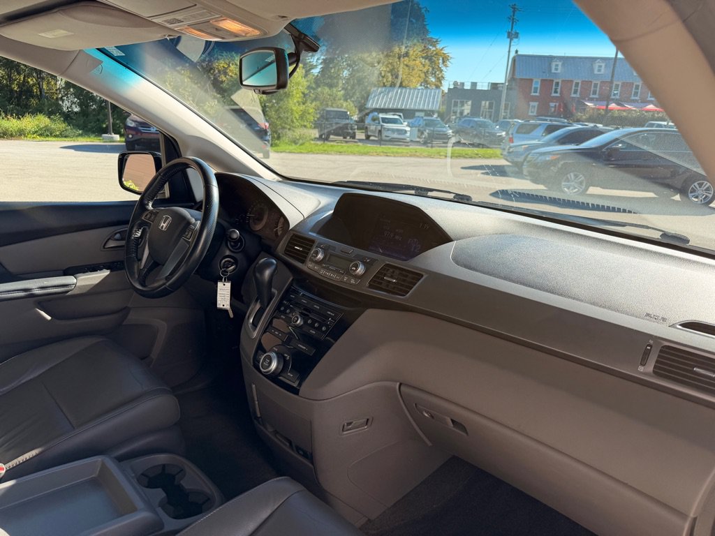 Used 2012 Honda Odyssey EX-L image 18