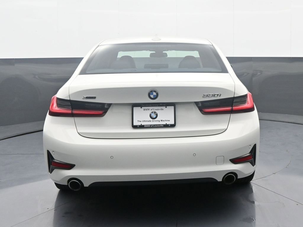 Used 2021 BMW 330i xDrive Sedan w/ Convenience Package AWD/4WD image 6
