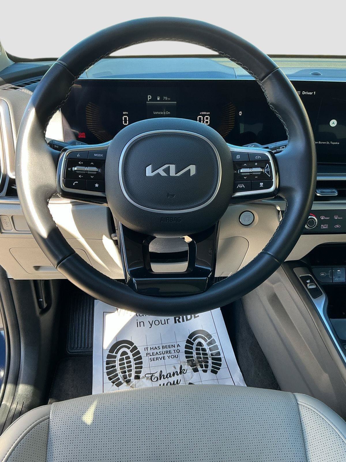 Certified 2025 Kia Sorento S w/ Panoramic Sunroof Package AWD/4WD image 15
