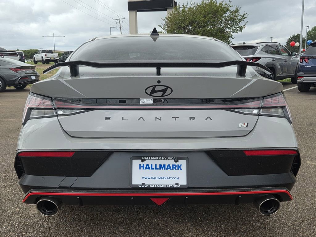 Used 2025 Hyundai Elantra N image 5
