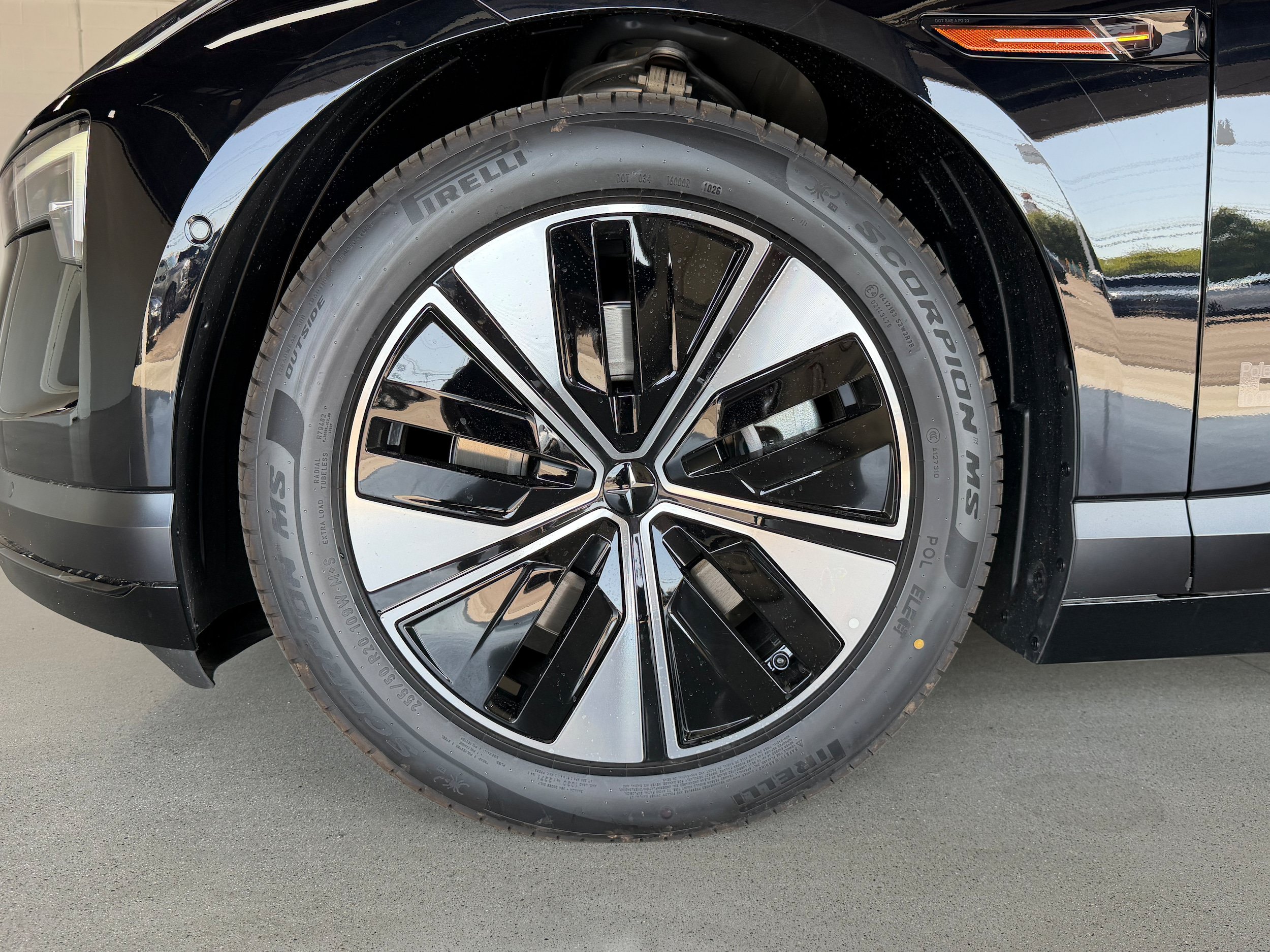 New 2026 Polestar Polestar 4 AWD/4WD image 9