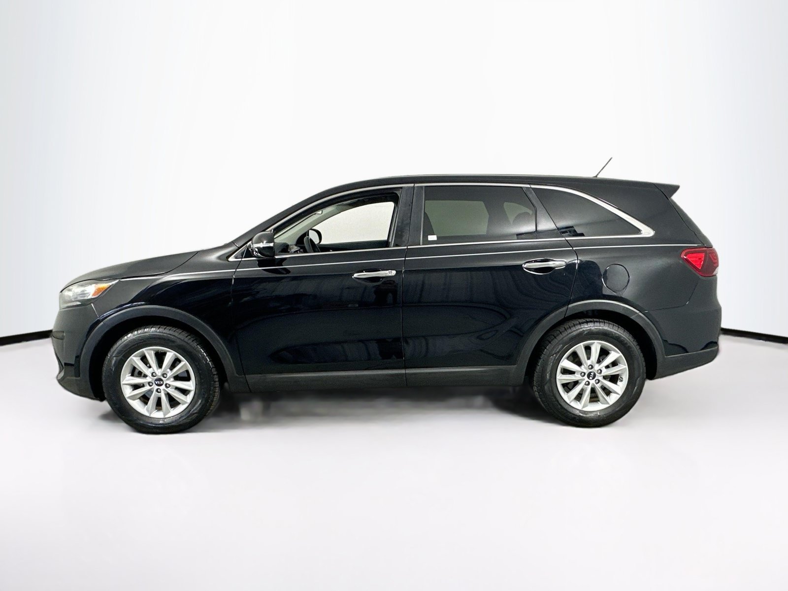 Used 2019 Kia Sorento L FWD image 8