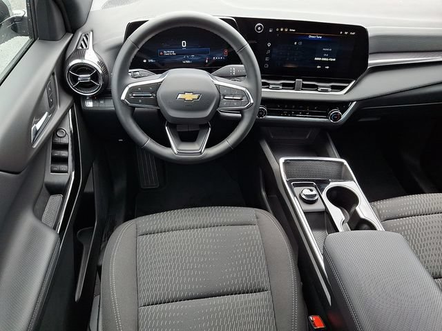 Used 2026 Chevrolet Equinox LT FWD image 11