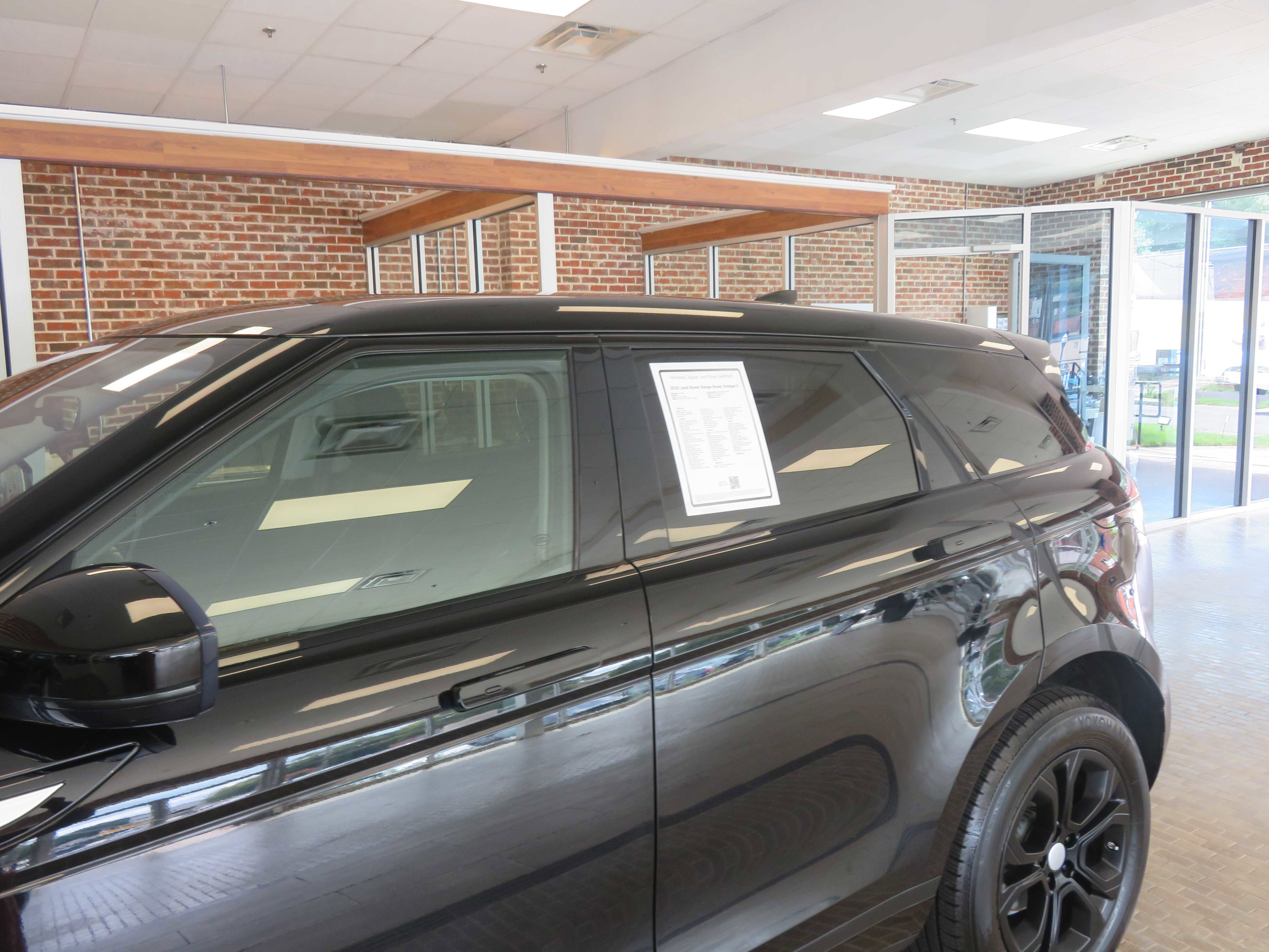 Used 2020 Land Rover Range Rover Evoque S image 70