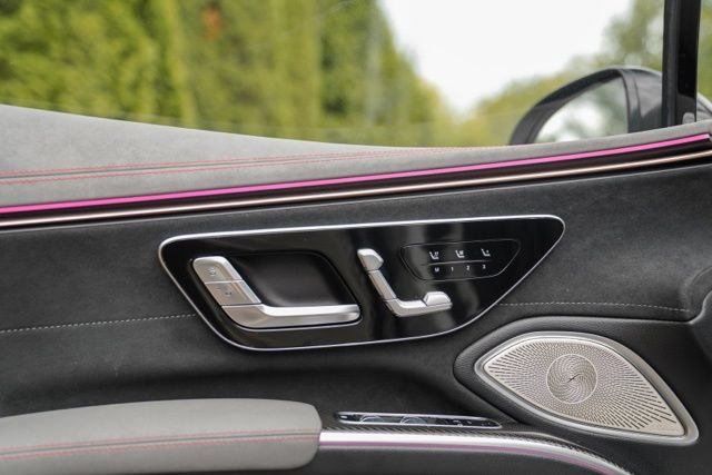 Used 2023 Mercedes-Benz EQS AMG 4MATIC w/ Trim Level Package image 43