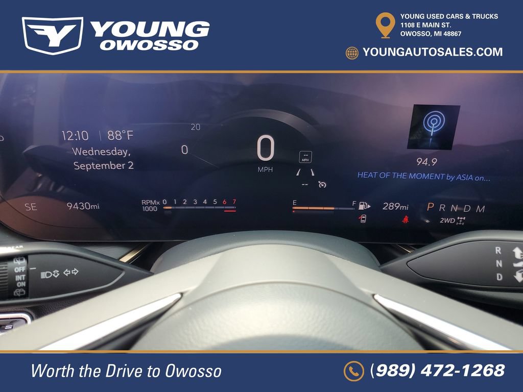 Used 2025 Buick Envision Avenir AWD/4WD image 11