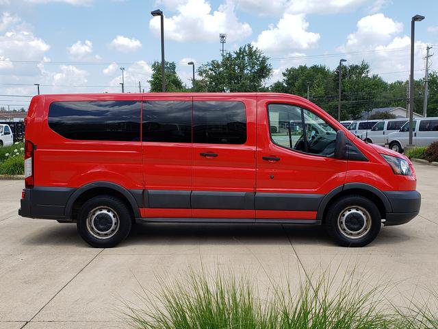 Used 2016 Ford Transit 150 XL RWD image 7