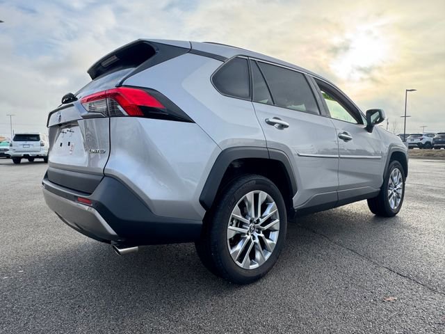 Used 2022 Toyota RAV4 Limited image 8