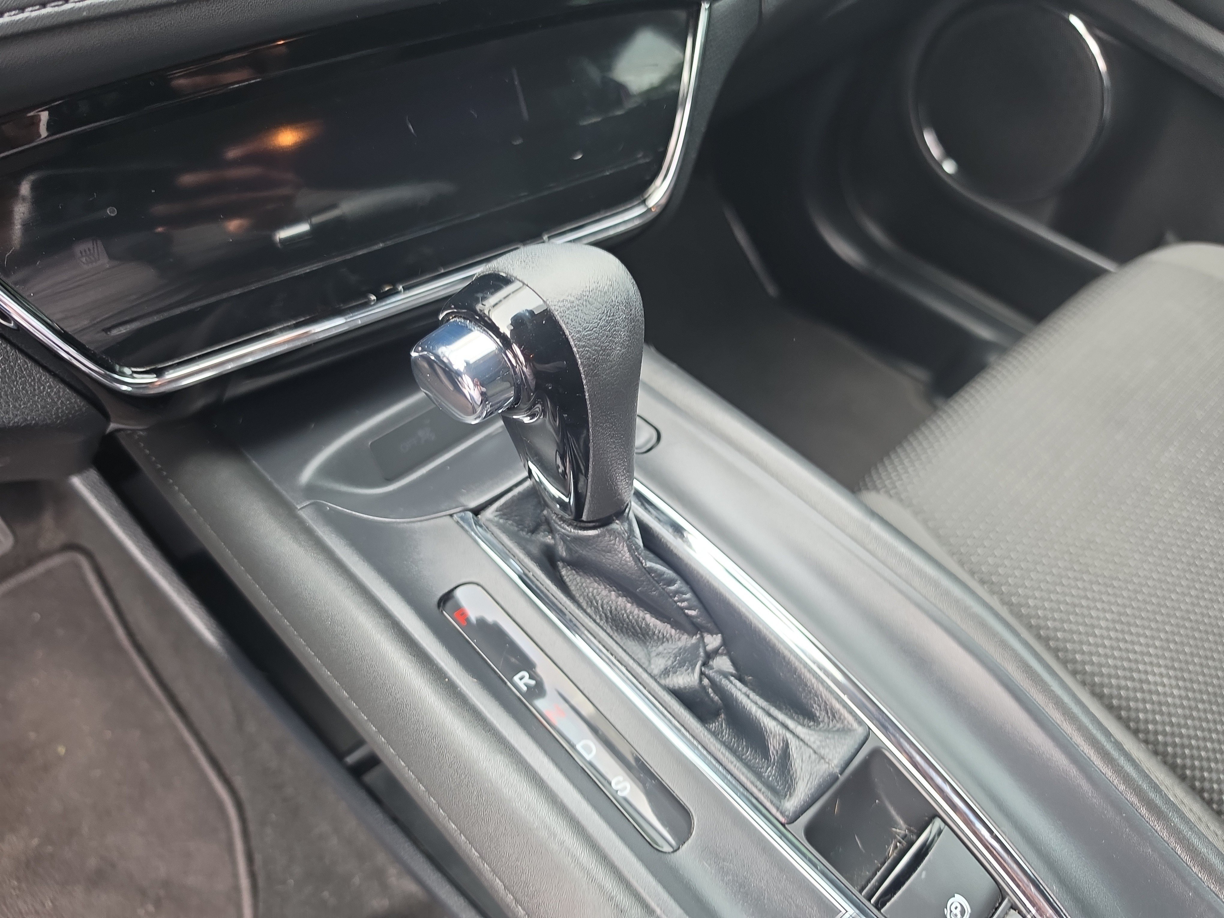 Certified 2021 Honda HR-V EX image 24