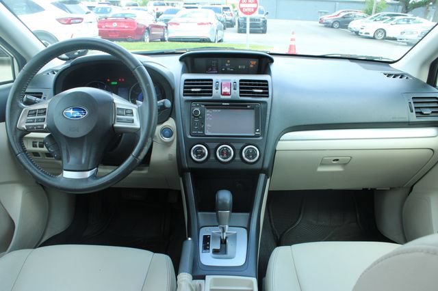 Used 2014 Subaru Crosstrek Touring AWD/4WD image 16