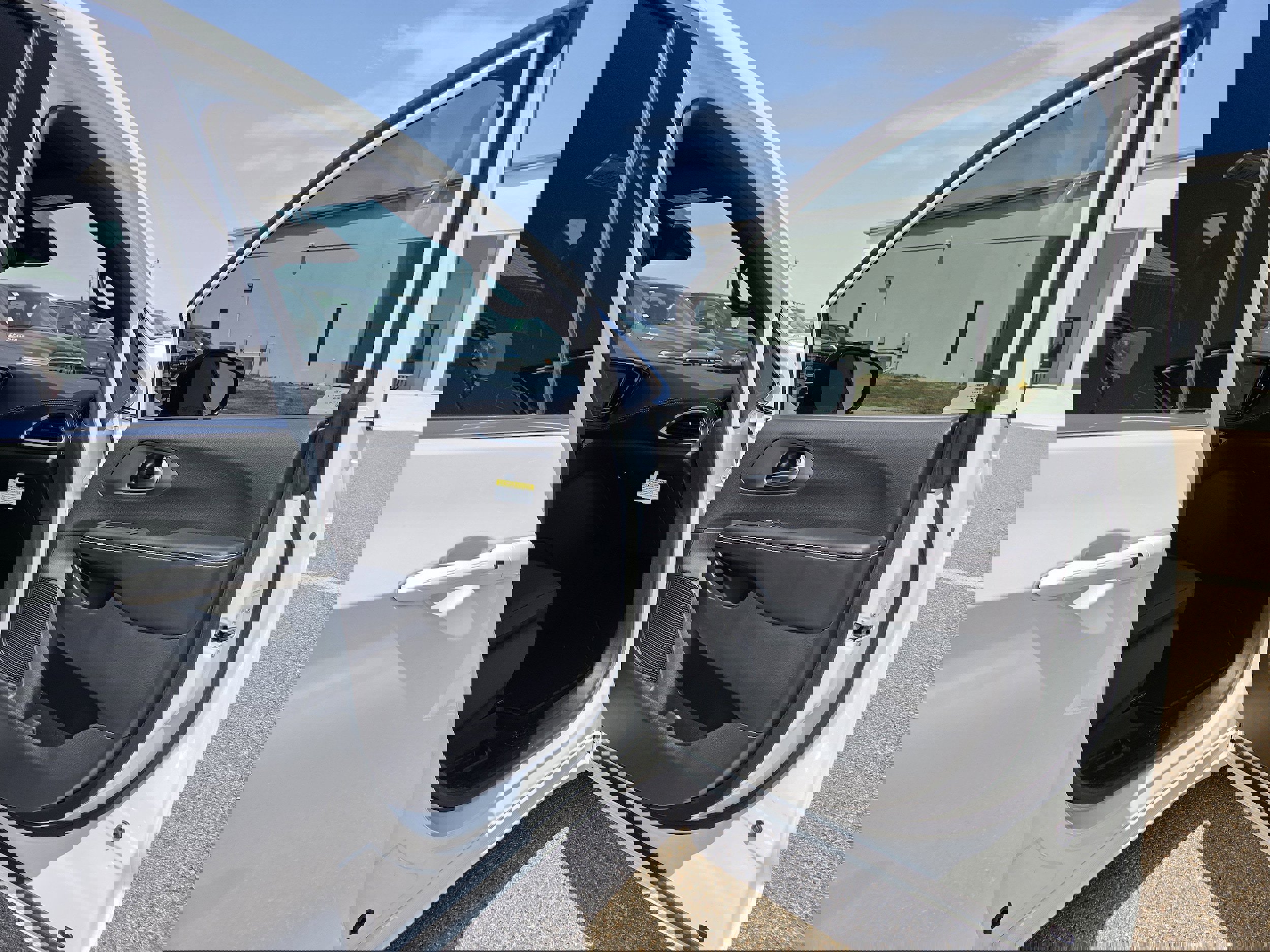 New 2026 Chrysler Pacifica Select image 17