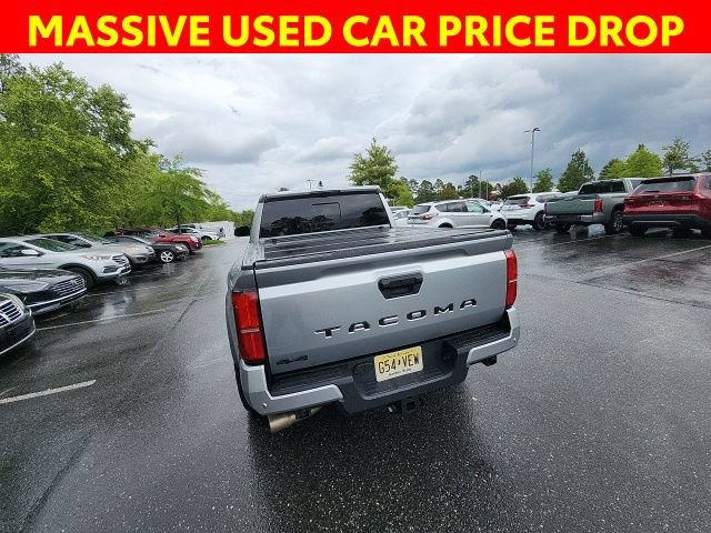 Used 2024 Toyota Tacoma TRD Sport w/ TRD Sport Premium Package AWD/4WD image 12