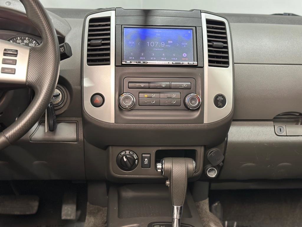 Used 2015 Nissan Xterra X image 15