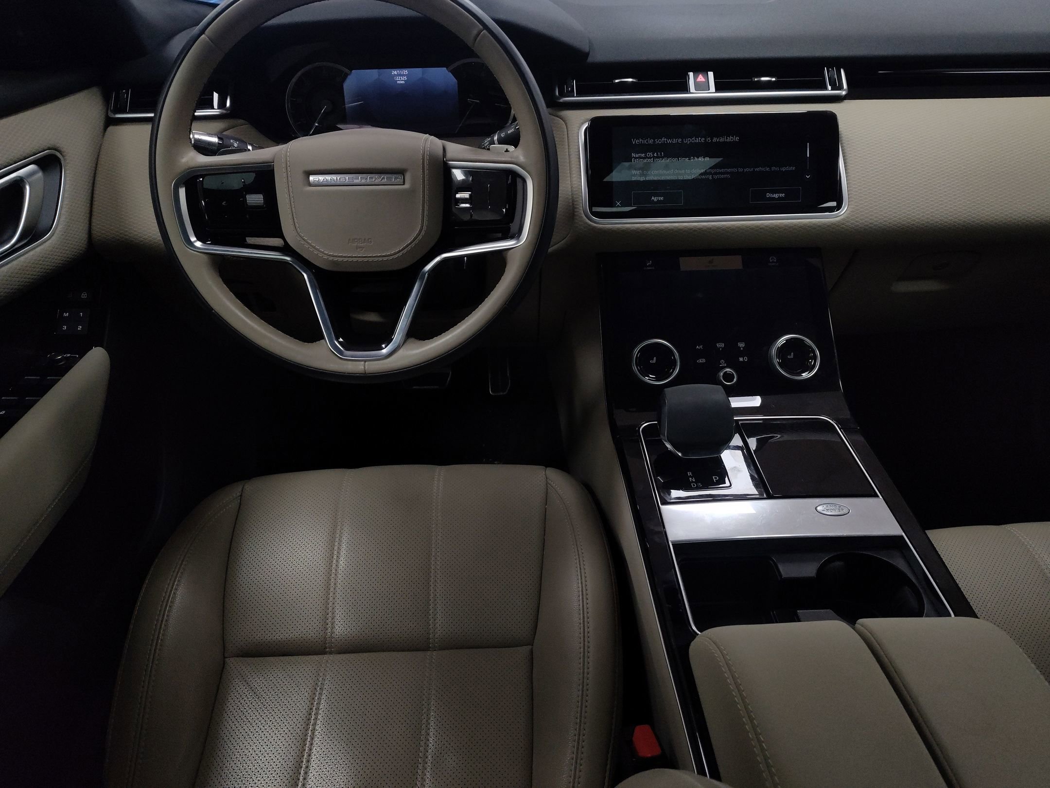 Used 2023 Land Rover Range Rover Velar R-Dynamic S image 26