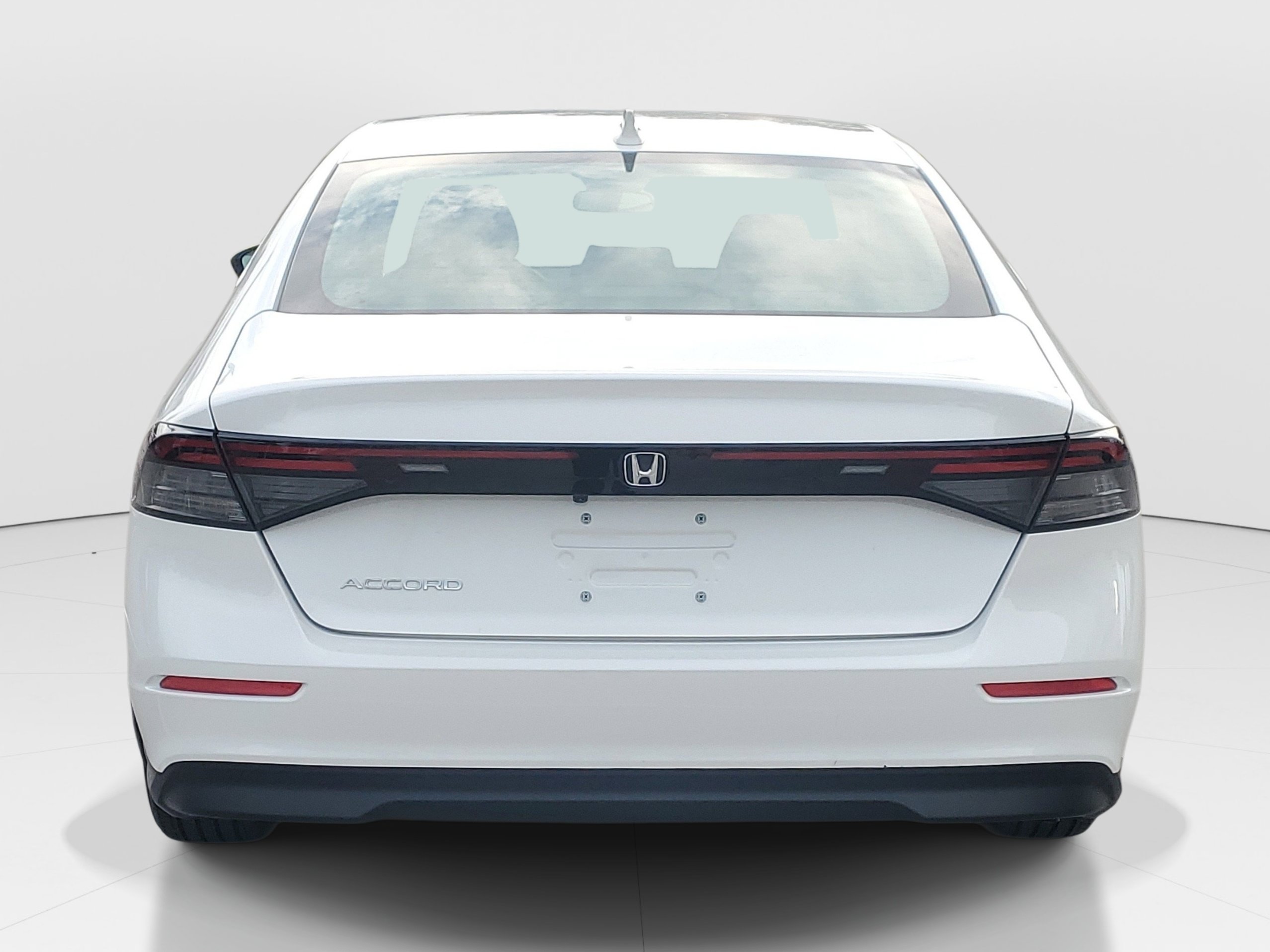 Used 2025 Honda Accord LX image 9