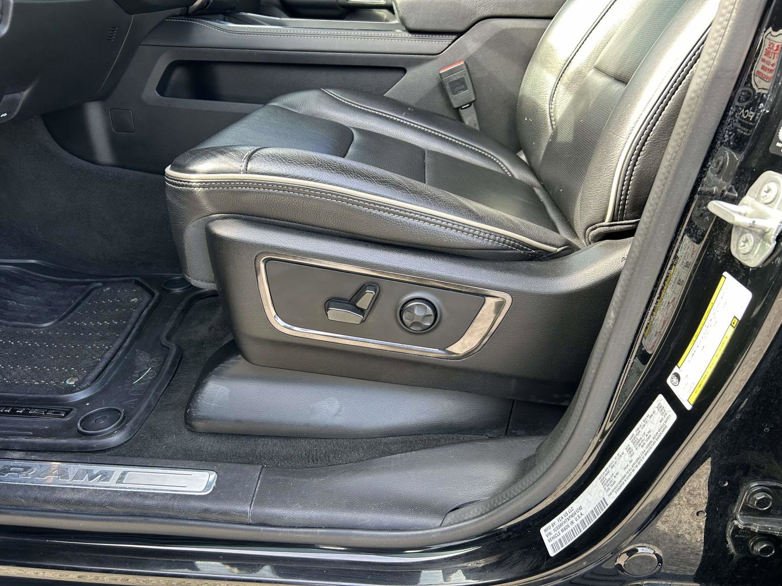 Used 2023 RAM 1500 Limited w/ Body Color Bumper Group image 17