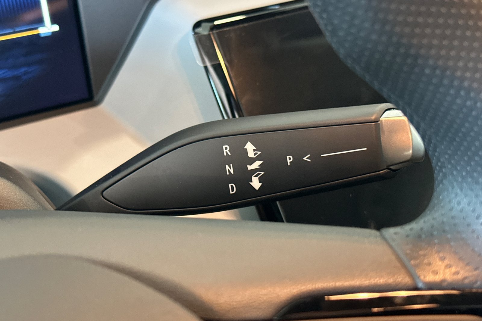 New 2027 Chevrolet Bolt LT FWD image 20