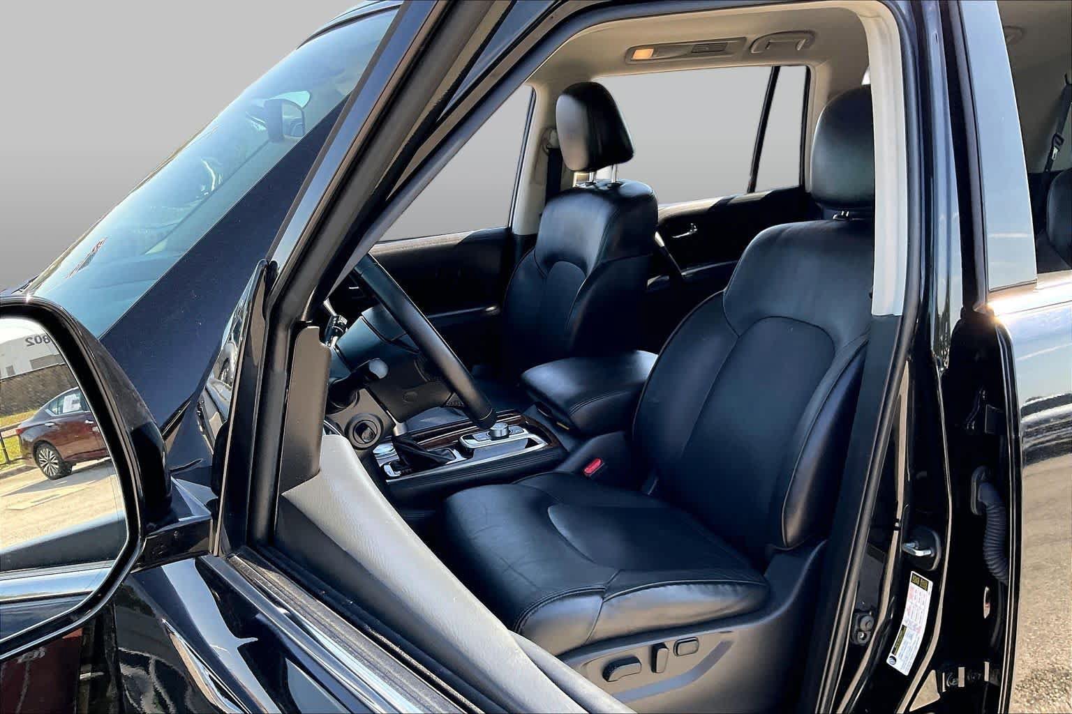 Used 2024 Nissan Armada SL w/ Captain's Chairs Package RWD image 8