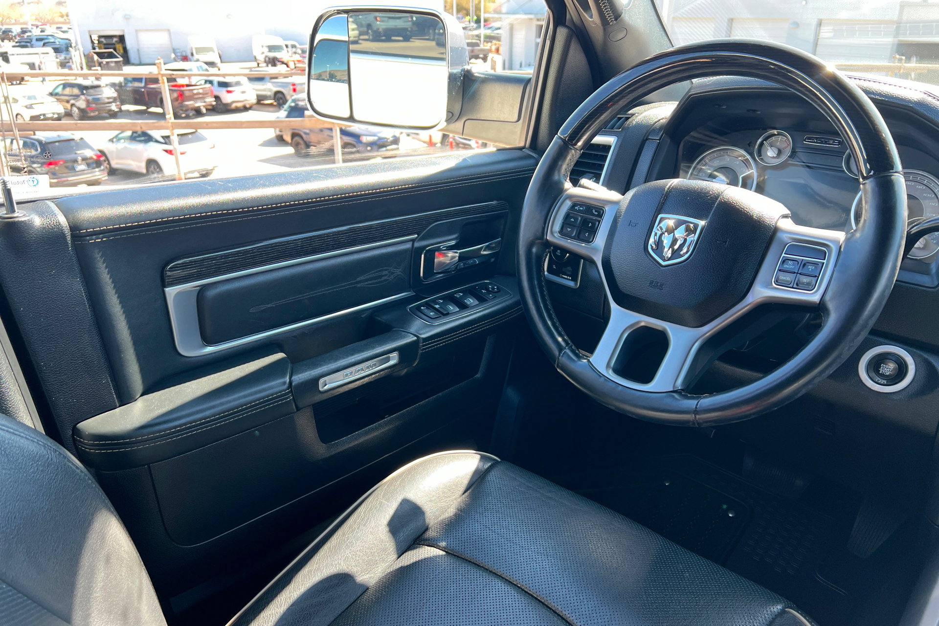 Used 2017 RAM 2500 Limited image 12