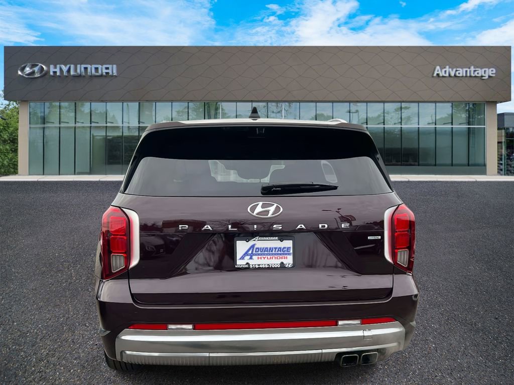 Used 2023 Hyundai Palisade Calligraphy image 6