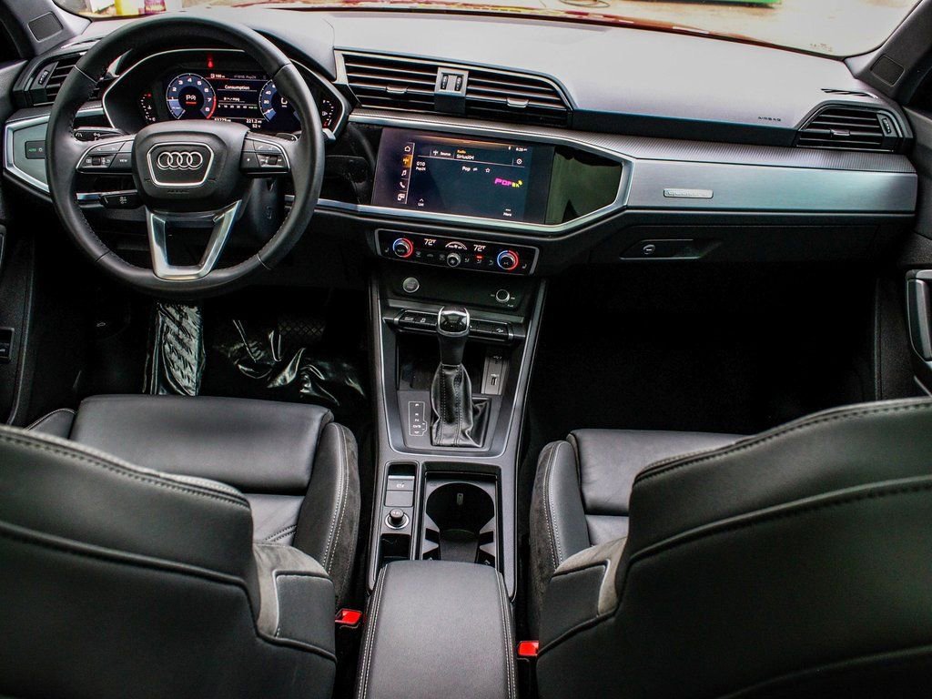 Used 2020 Audi Q3 2.0T Premium Plus w/ Premium Plus Package image 36