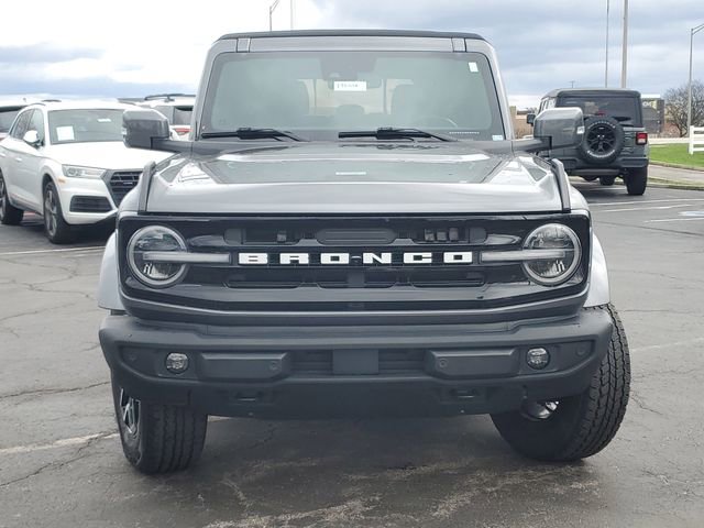 Used 2021 Ford Bronco Outer Banks AWD/4WD image 2