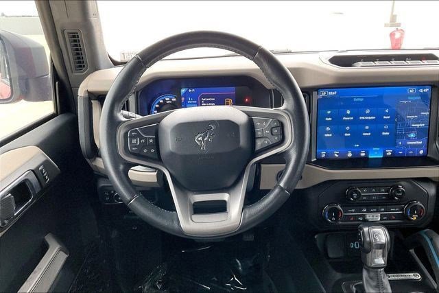 Used 2022 Ford Bronco Wildtrak image 5