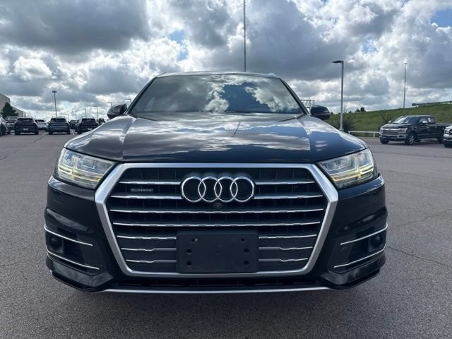 Used 2017 Audi Q7 2.0T Premium Plus w/ Premium Plus Package AWD/4WD image 2