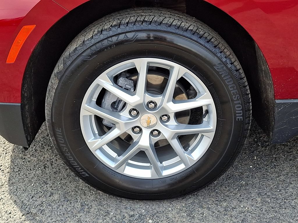 Certified 2024 Chevrolet Equinox LT AWD/4WD image 32