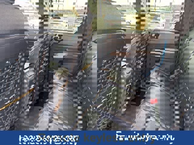 Used 2023 Ford Bronco Badlands AWD/4WD image 17