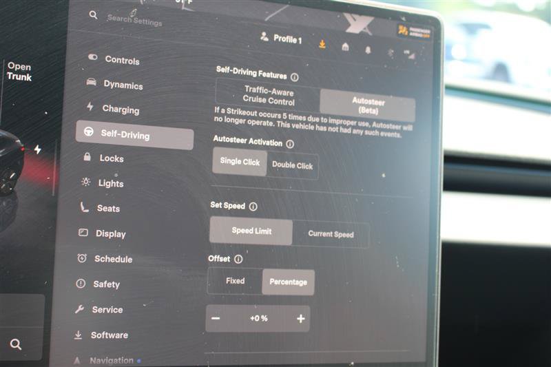 Used 2025 Tesla Model 3 Long Range RWD image 15