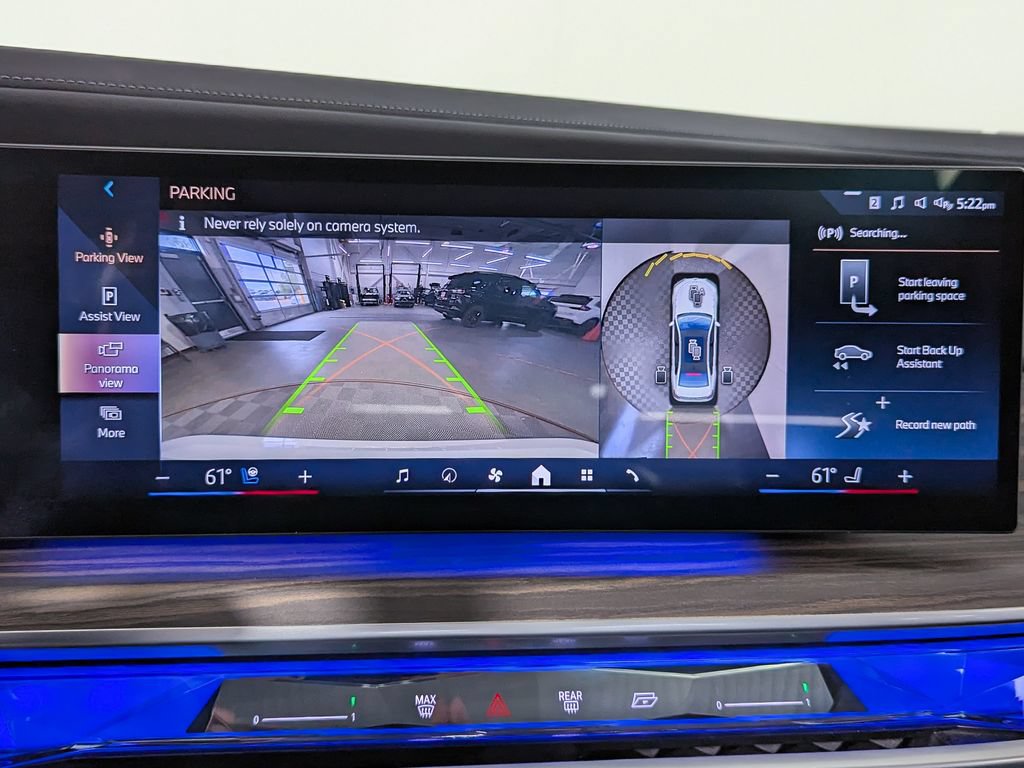 Certified 2024 BMW 760i xDrive AWD/4WD image 30