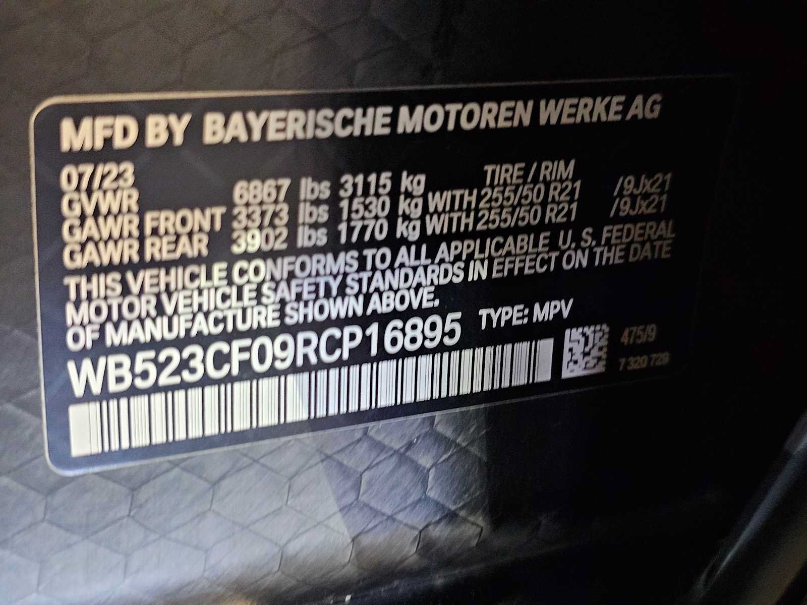 Used 2024 BMW iX xDrive50 w/ Premium Package AWD/4WD image 32