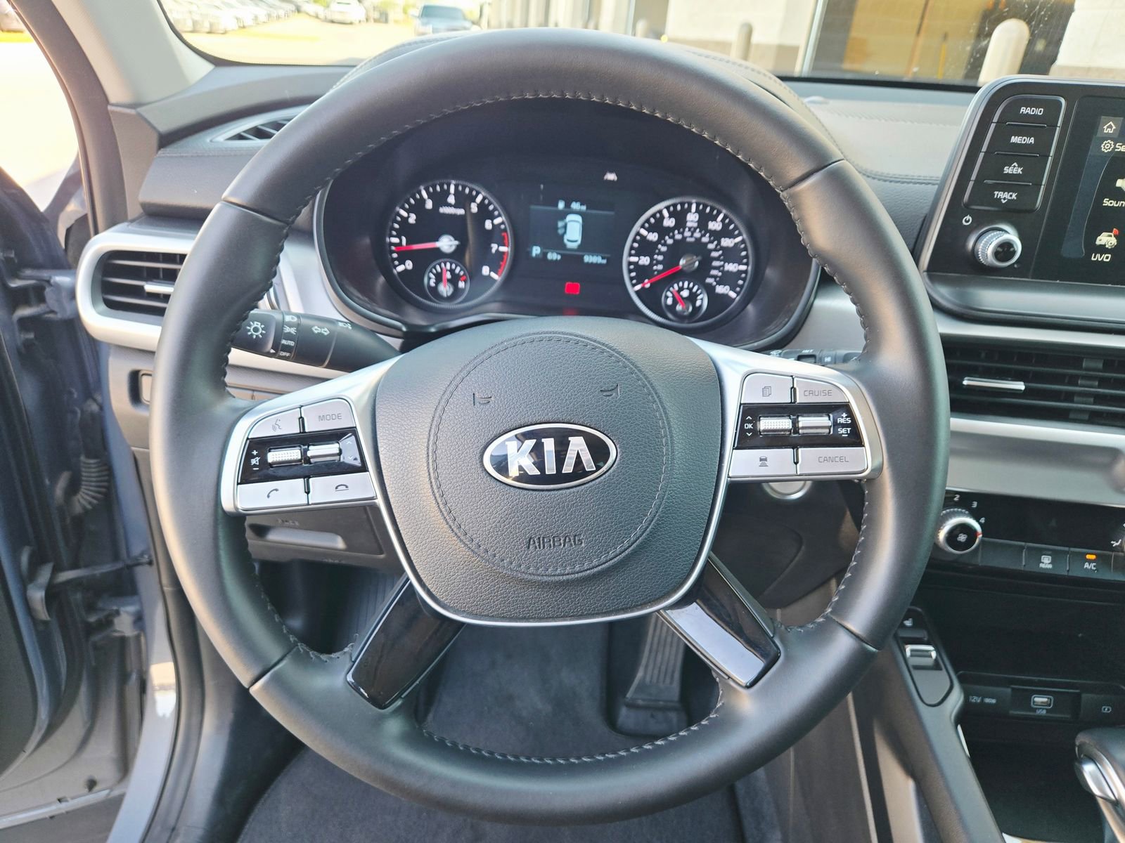Used 2020 Kia Telluride S image 10