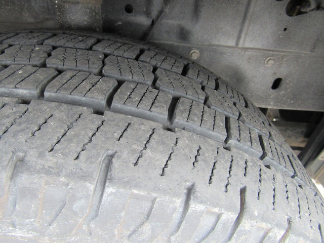 Used 2018 Ford Transit 150 XLT image 12